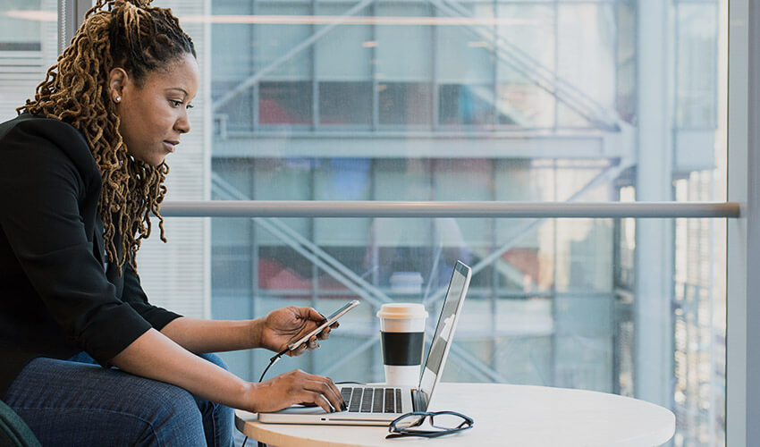 A lady working on her laptop